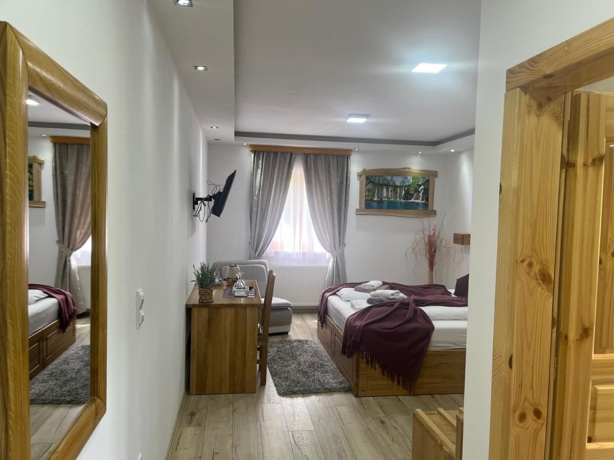 Rustic Inn River Prijeboj 외부 사진